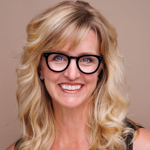 headshot of Nancy Snow Carr